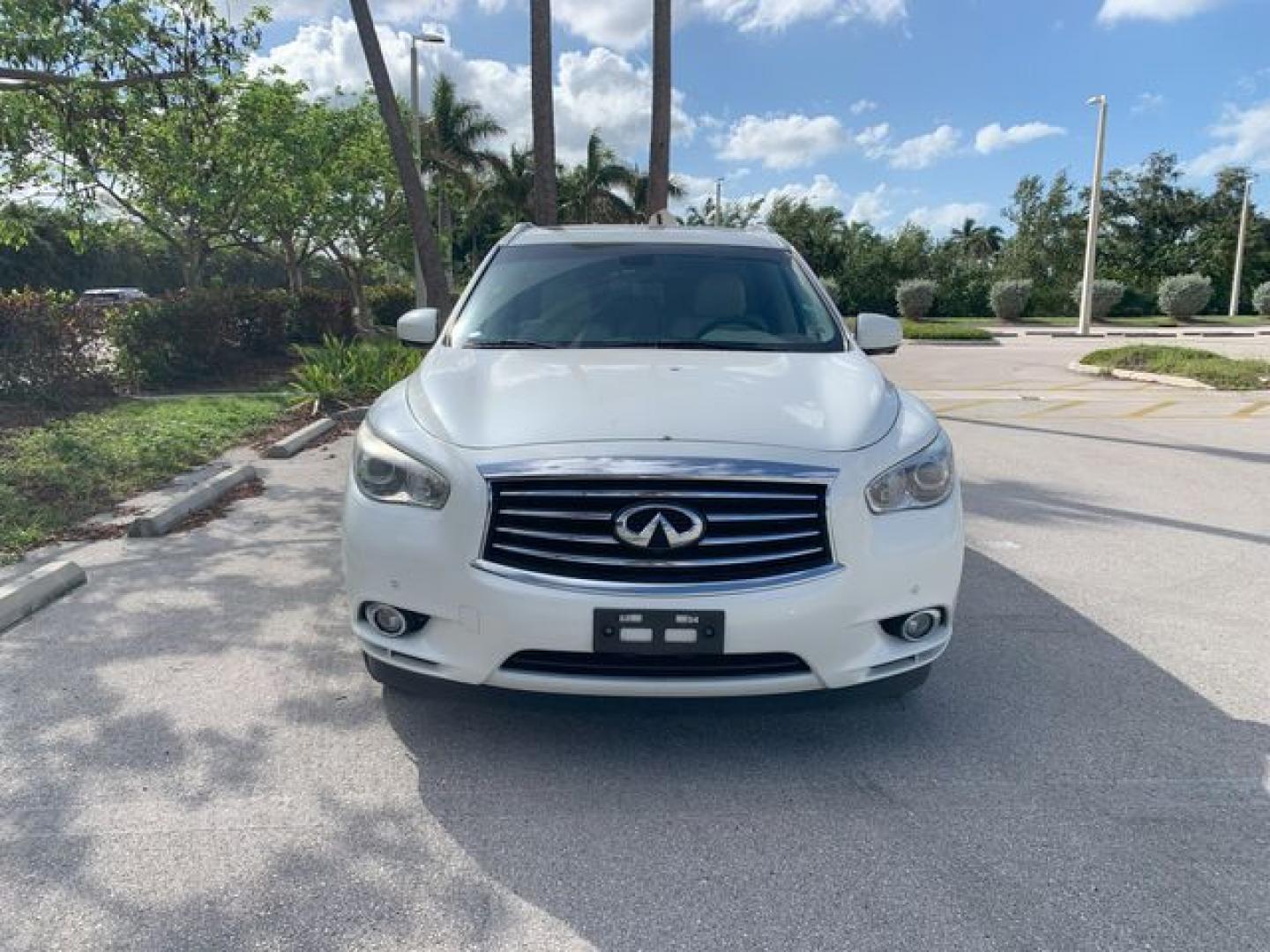 2015 WHITE /Tan Leather INFINITI QX60 SUV (5N1AL0MM7FC) with an 3.5L engine, Continuously Variable transmission, located at 11100 Summerlin Square Dr., Fort Myers Beach, FL, 33931, (239) 999-7777, 26.493452, -81.938683 - Photo#2