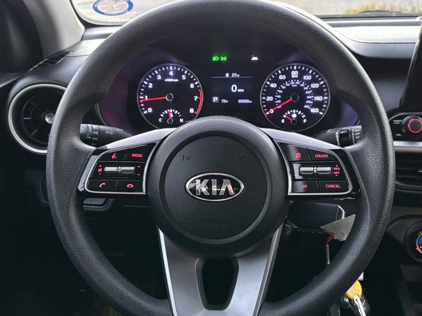 2020 SILVER /BLACK Kia Forte FE 6M (3KPF24AD4LE) with an 2.0L L4 DOHC 16V engine, 6M transmission, located at 11170 Summerlin Square Dr., Fort Myers Beach, FL, 33931, (239) 999-7777, 26.493546, -81.941628 - 1 Owner No Damage No Accident Carfax - Photo#19