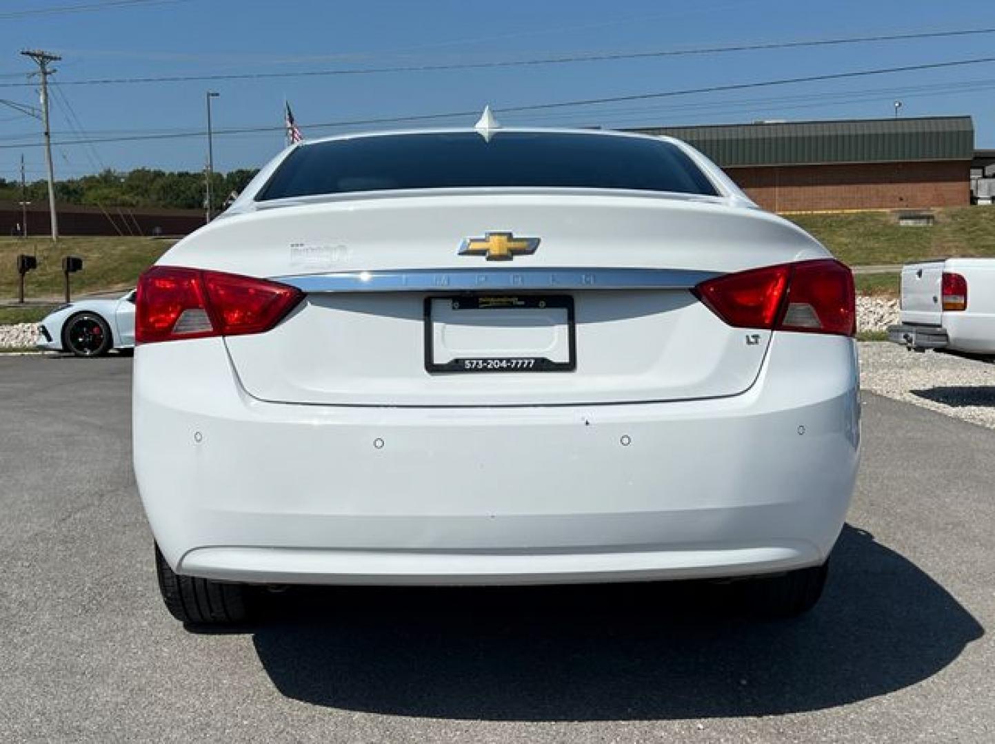 2015 WHITE /Black Leather/Cloth CHEVROLET IMPALA LT (2G1115SL9F9) with an 2.5L engine, Automatic transmission, located at 11100 Summerlin Square Dr., Fort Myers Beach, FL, 33931, (239) 999-7777, 26.493452, -81.938683 - Photo#10