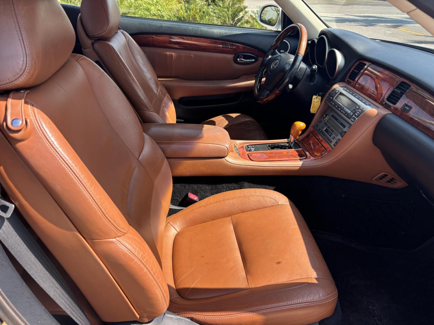 2002 SILVER /BROWN Lexus SC 430 Convertible (JTHFN48Y820) with an 4.3L V8 DOHC 32V engine, 5-Speed Automatic Overdrive transmission, located at 11170 Summerlin Square Dr., Fort Myers Beach, FL, 33931, (239) 999-7777, 26.493546, -81.941628 - Photo#16