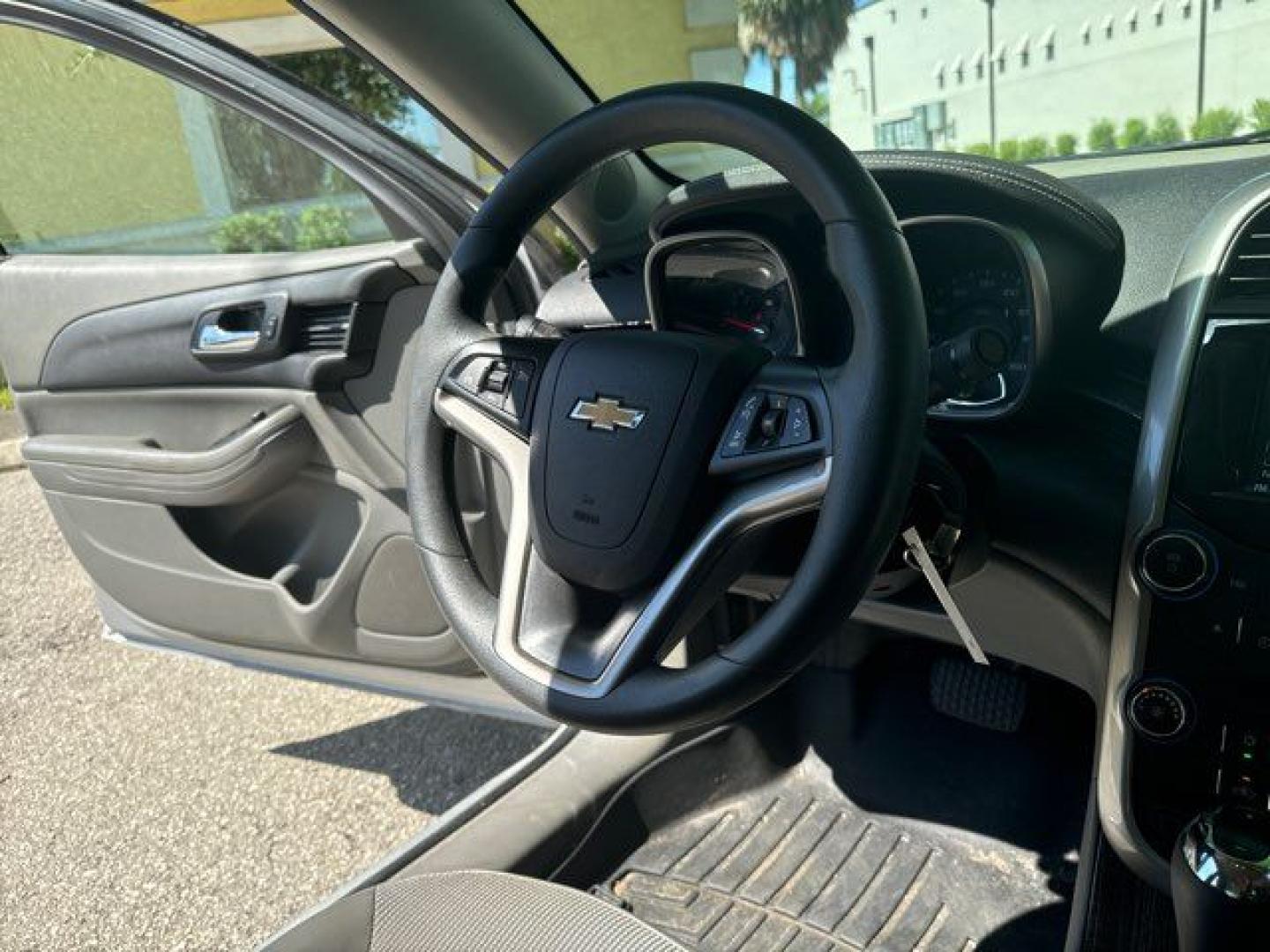 2014 SILVER /Cocoa/Light Neutral CHEVROLET MALIBU 1LT (1G11C5SL2EF) with an 2.5L engine, Automatic transmission, located at 11100 Summerlin Square Dr., Fort Myers Beach, FL, 33931, (239) 999-7777, 26.493452, -81.938683 - Photo#26