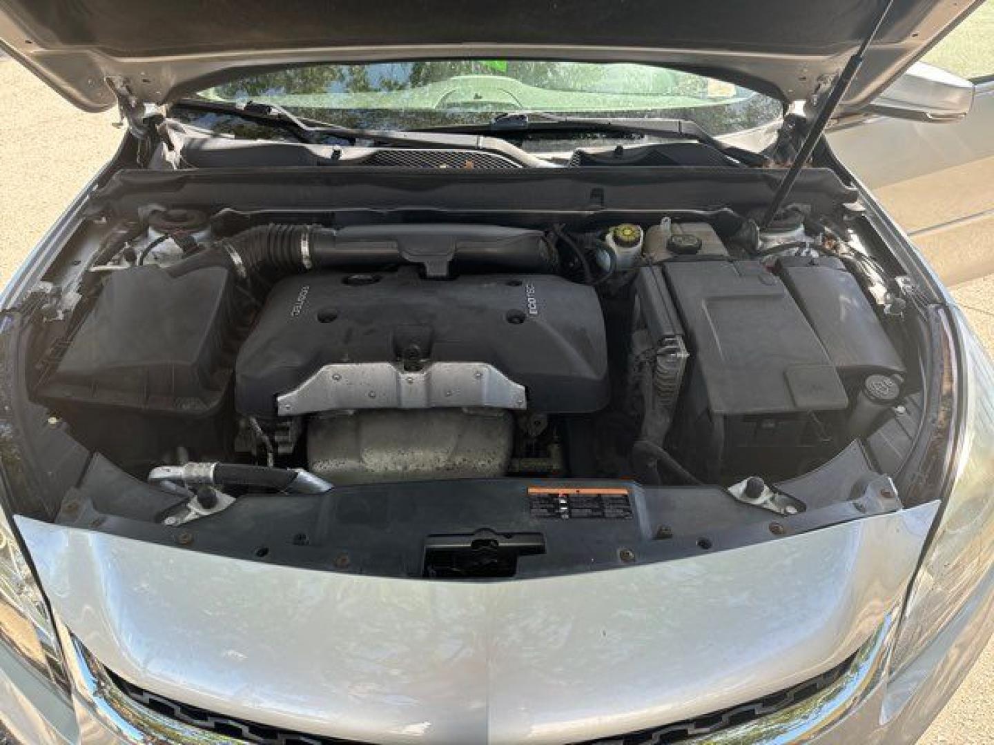 2014 SILVER /Cocoa/Light Neutral CHEVROLET MALIBU 1LT (1G11C5SL2EF) with an 2.5L engine, Automatic transmission, located at 11100 Summerlin Square Dr., Fort Myers Beach, FL, 33931, (239) 999-7777, 26.493452, -81.938683 - Photo#32