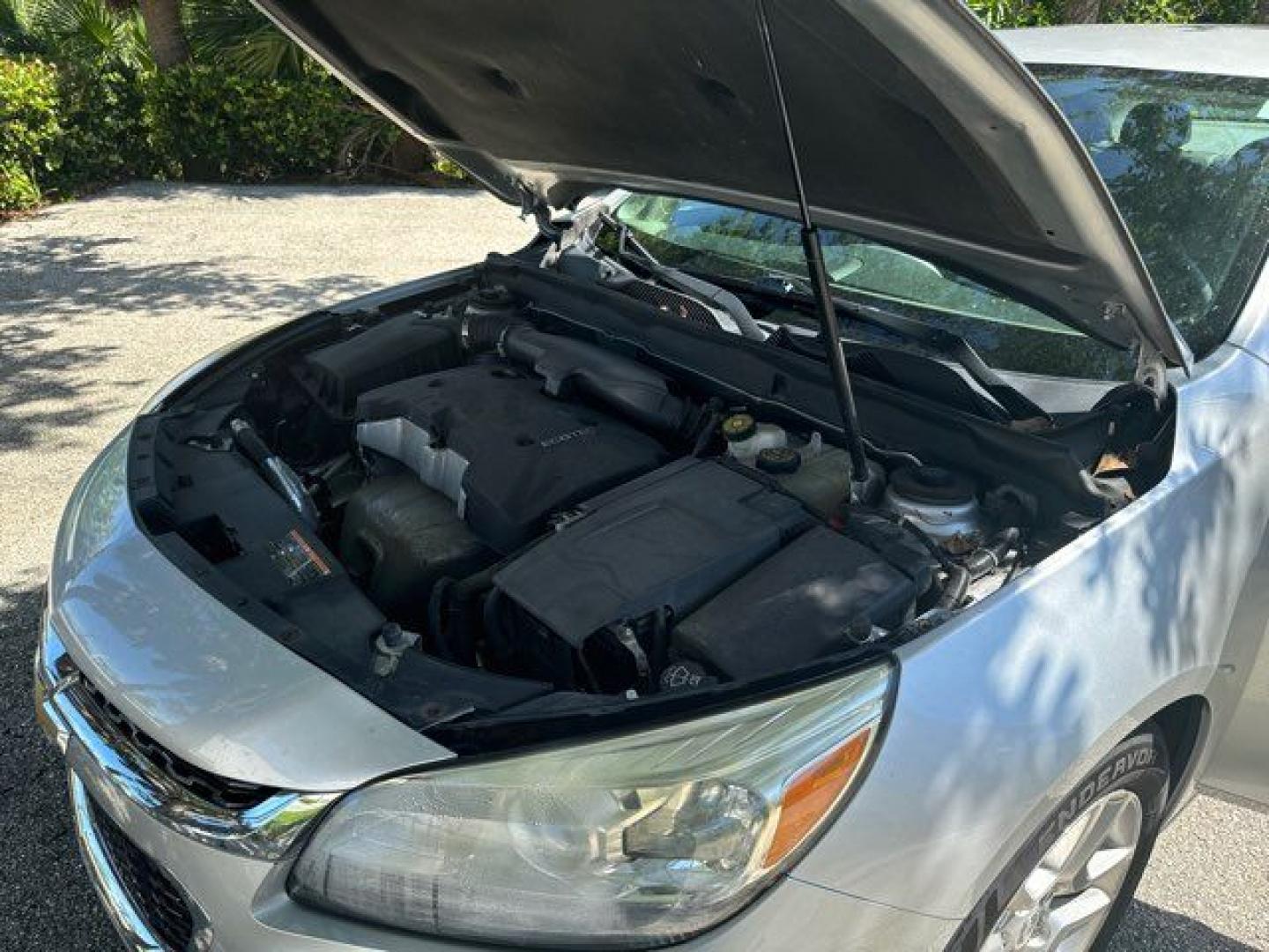 2014 SILVER /Cocoa/Light Neutral CHEVROLET MALIBU 1LT (1G11C5SL2EF) with an 2.5L engine, Automatic transmission, located at 11100 Summerlin Square Dr., Fort Myers Beach, FL, 33931, (239) 999-7777, 26.493452, -81.938683 - Photo#33