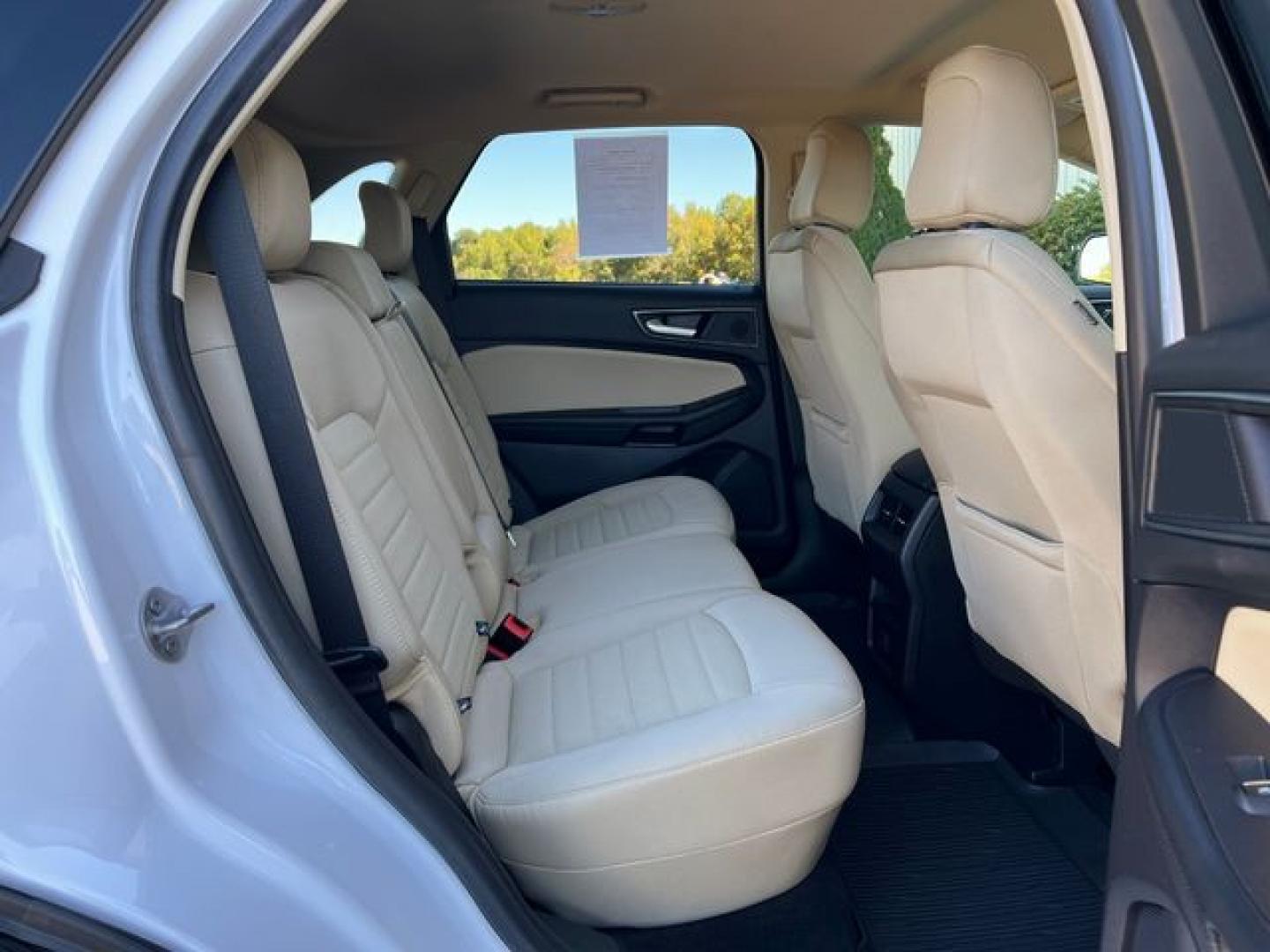 2020 WHITE /Tan Cloth FORD EDGE SE (2FMPK3G98LB) with an 2.0L engine, Automatic transmission, located at 11100 Summerlin Square Dr., Fort Myers Beach, FL, 33931, (239) 999-7777, 26.493452, -81.938683 - Photo#33