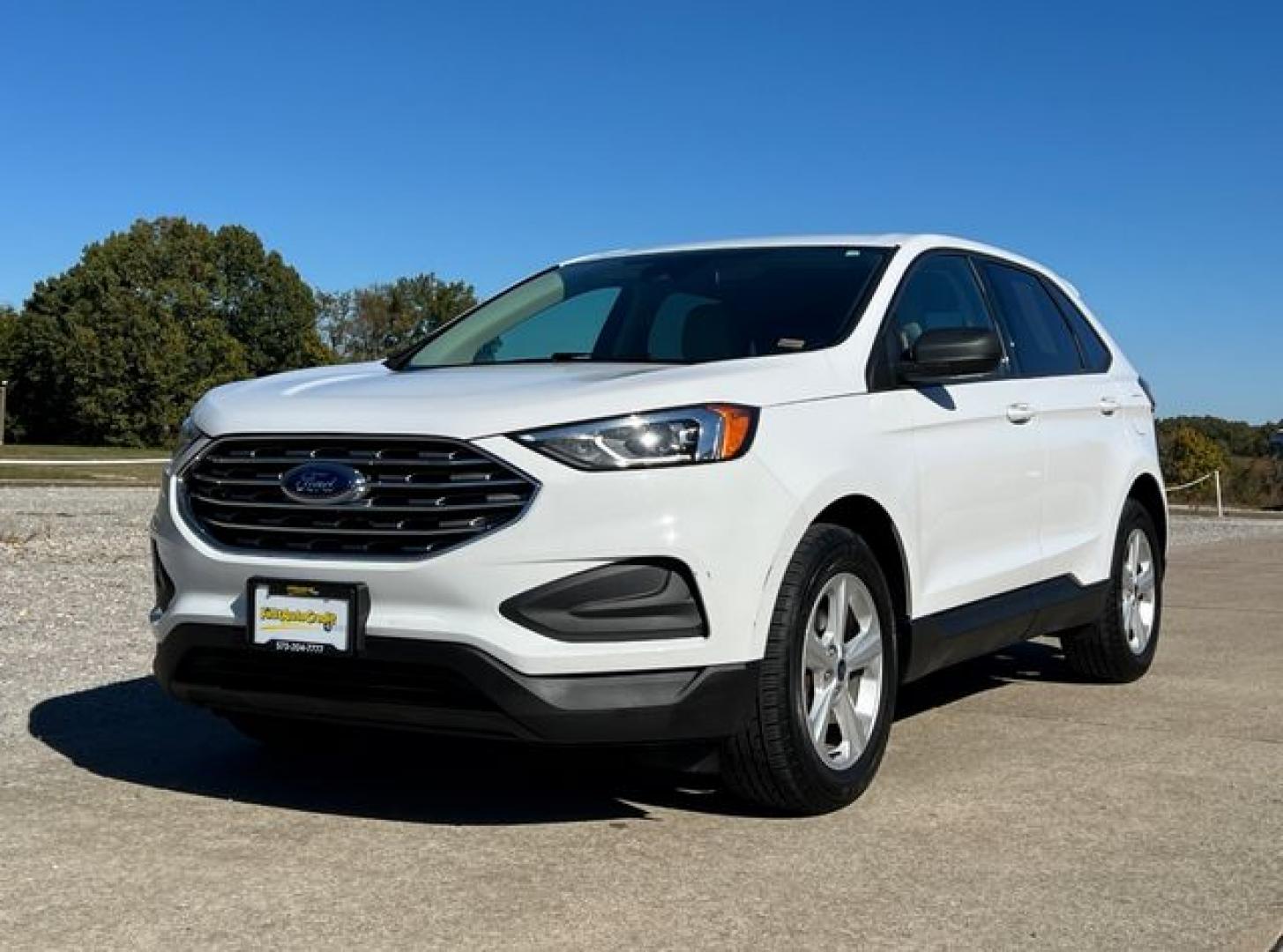 2020 WHITE /Tan Cloth FORD EDGE SE (2FMPK3G98LB) with an 2.0L engine, Automatic transmission, located at 11100 Summerlin Square Dr., Fort Myers Beach, FL, 33931, (239) 999-7777, 26.493452, -81.938683 - Photo#44